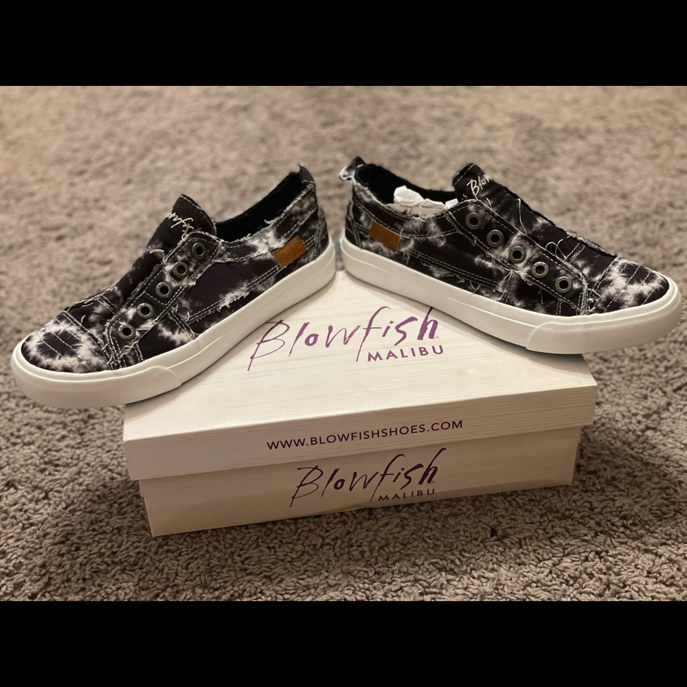 Brand new blowfish 7.5